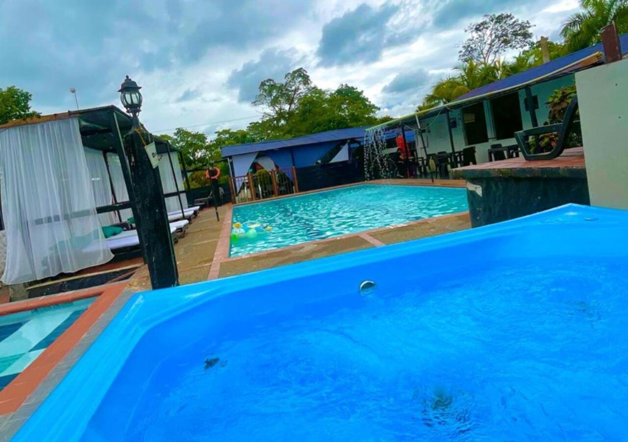 Llano Dorado Hotel Campestre Granja Campo Alegre Kültér fotó